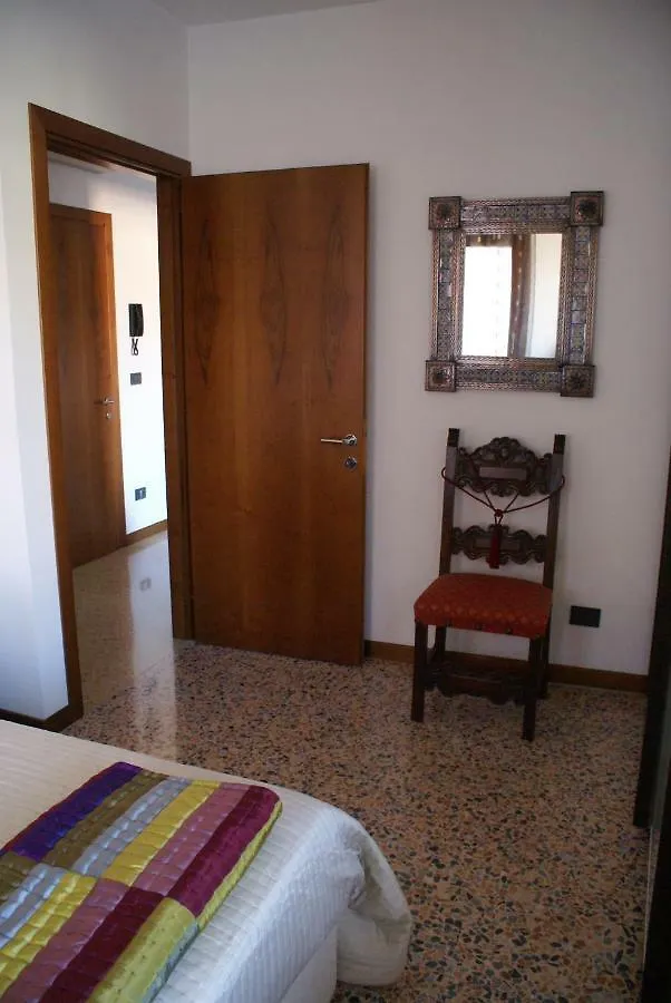 Casadoro Apartment Venice Italy